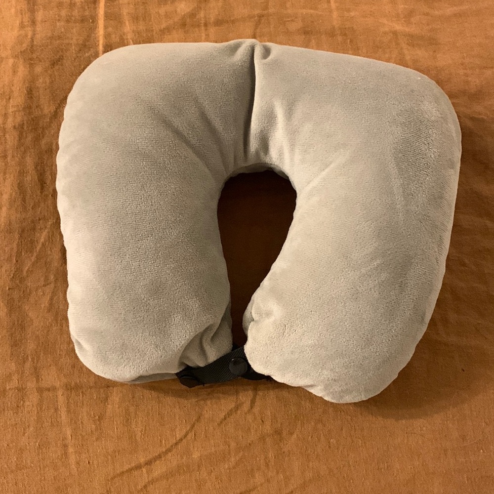 Cozy neck pillow travel